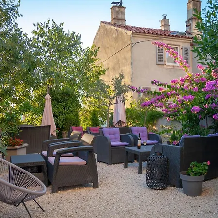 Captain Emo Апартаменты Пула