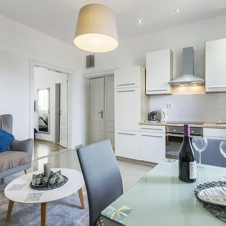 Appartement Captain Emo