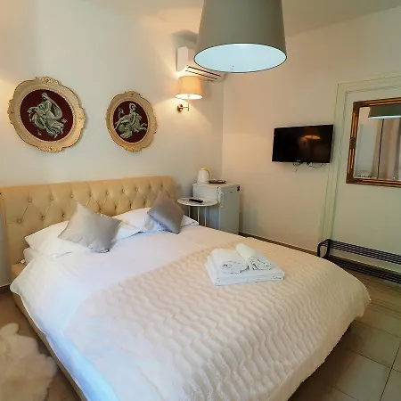 Captain Emo Appartement *