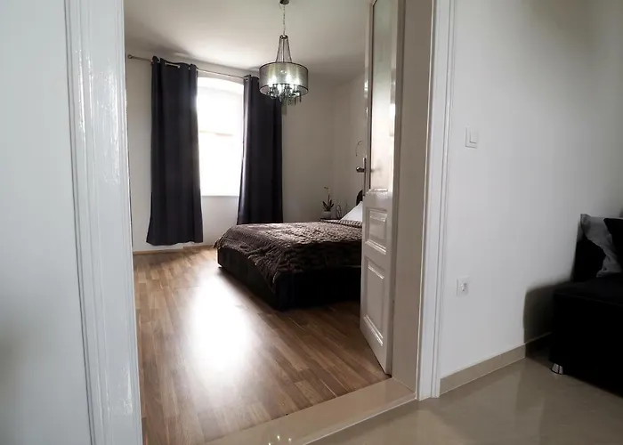 Appartement Captain Emo Pula