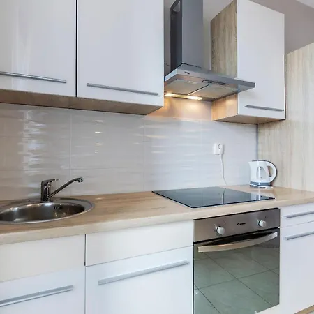 Captain Emo City Apartment *