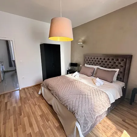 Apartment Captain Emo City Pula
