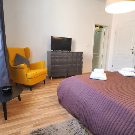 Apartment Captain Emo City