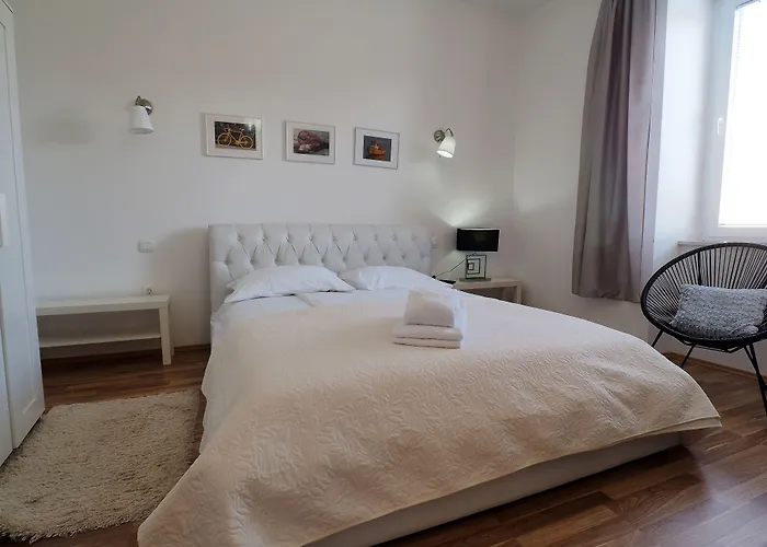 Captain Emo * プーラ