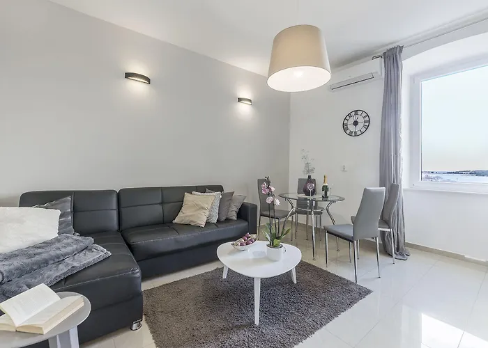 Captain Emo Appartamento *